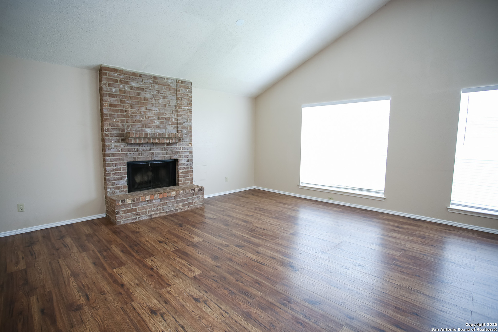 9515 WOODLAND HLS, San Antonio, TX 78250