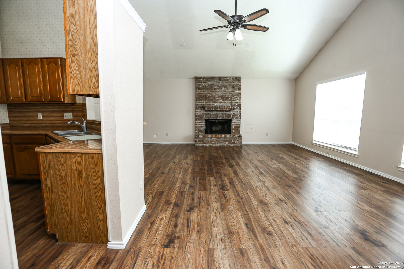 9515 WOODLAND HLS, San Antonio, TX 78250