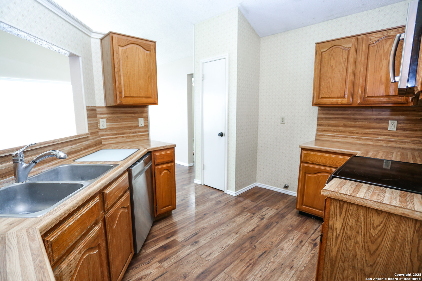9515 WOODLAND HLS, San Antonio, TX 78250