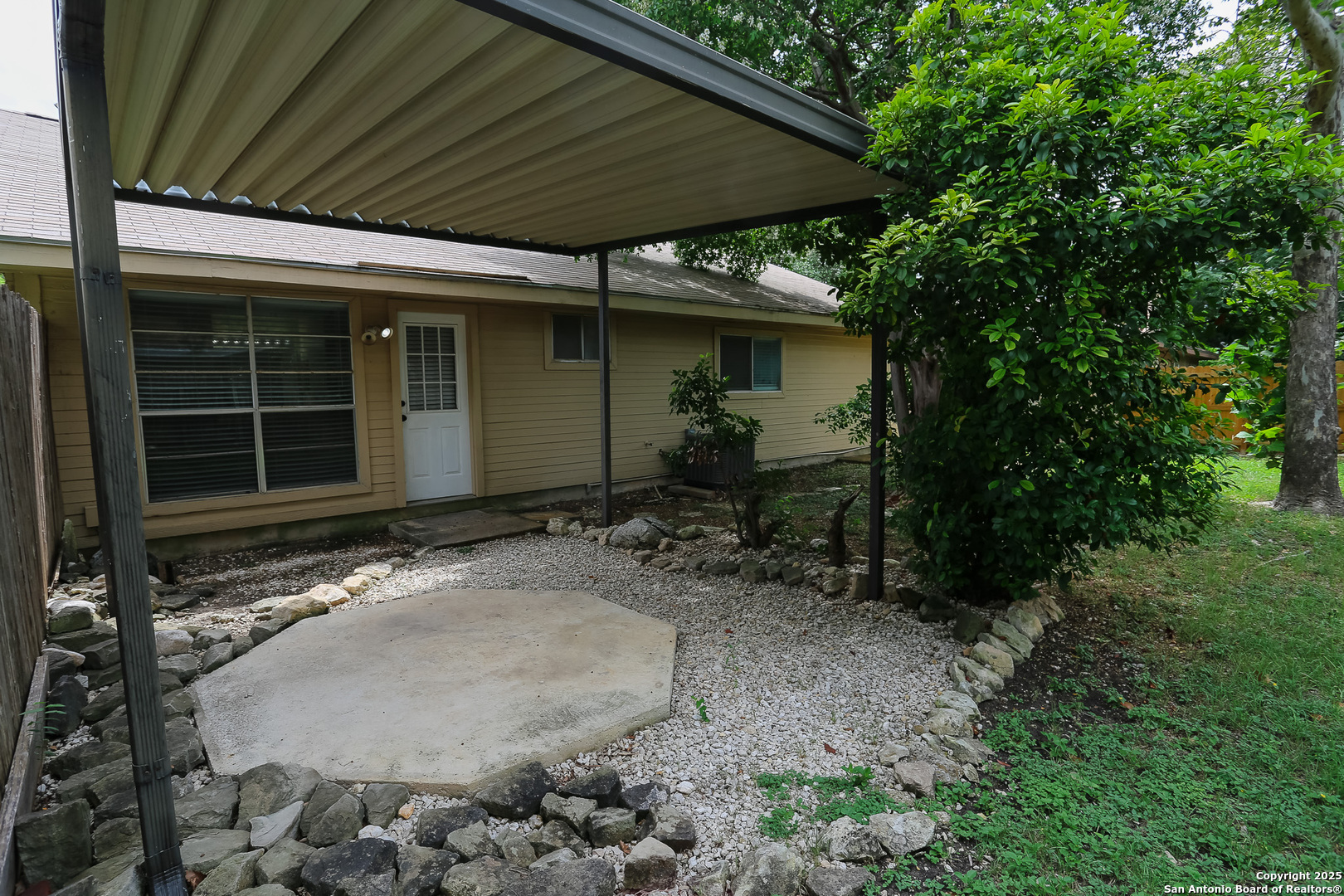 9515 WOODLAND HLS, San Antonio, TX 78250