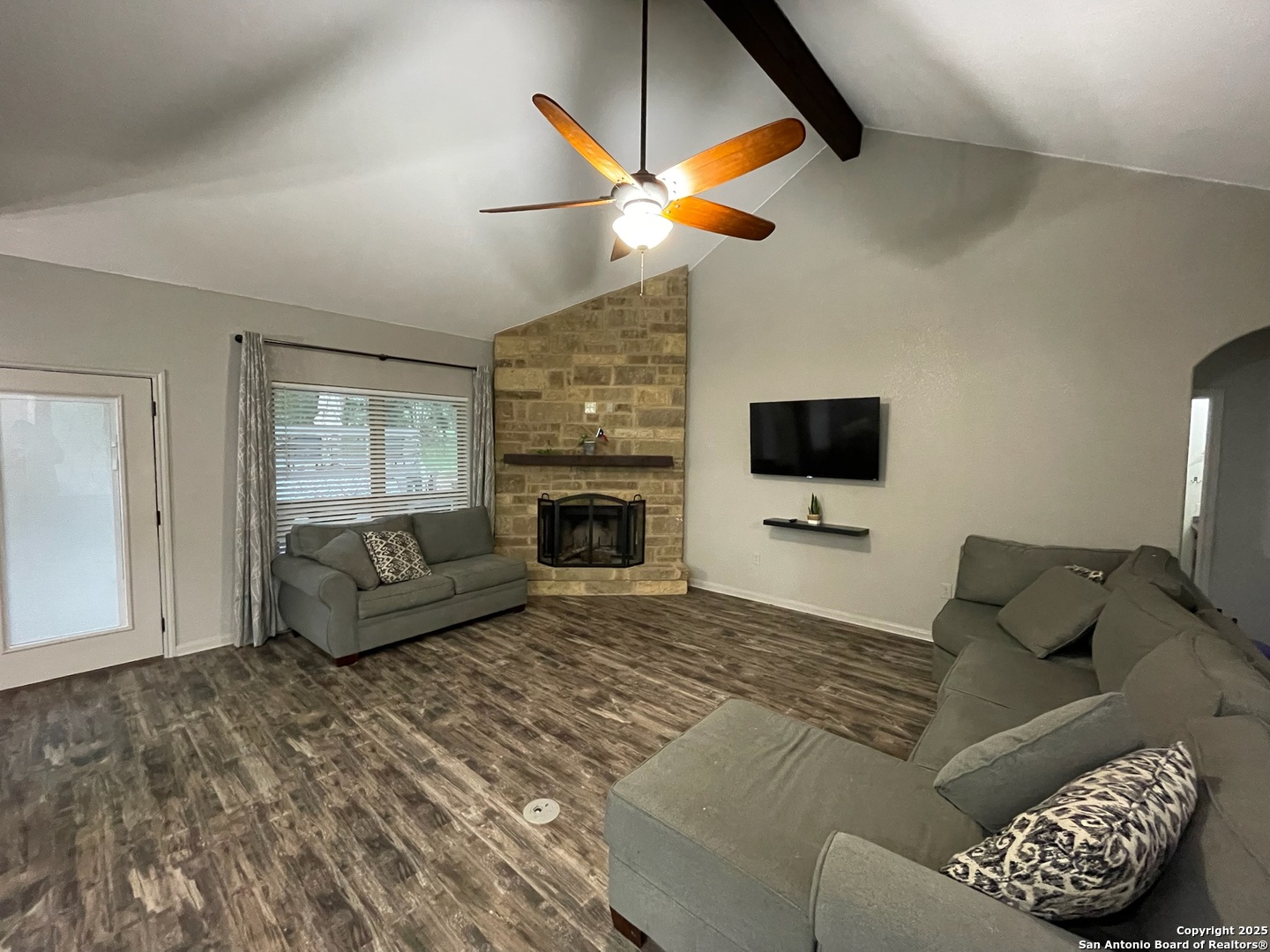 1243 MORNING GLORY LN, Adkins, TX 78101