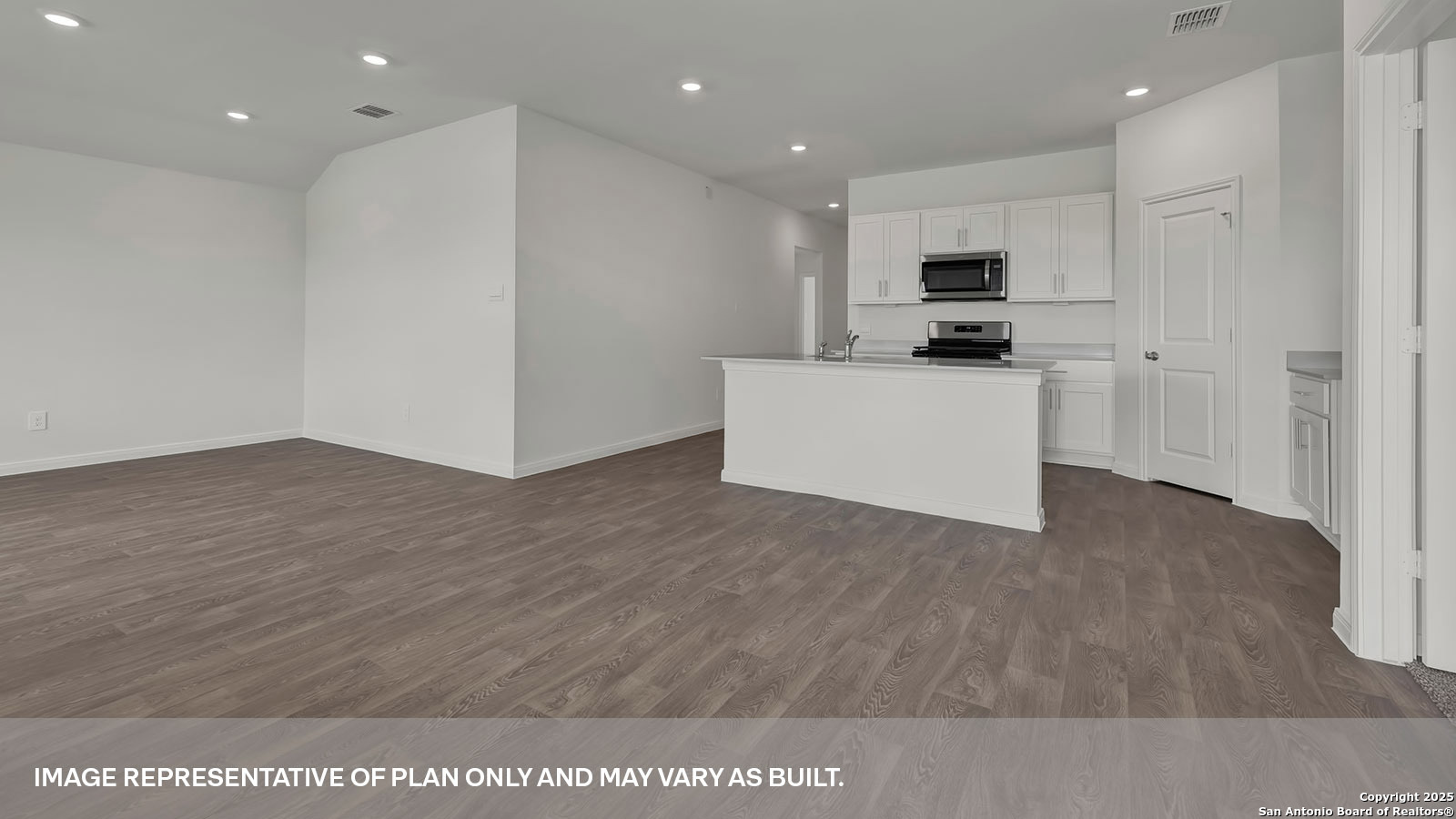 121 SOUTH PLAINS ROAD, San Marcos, TX 78666