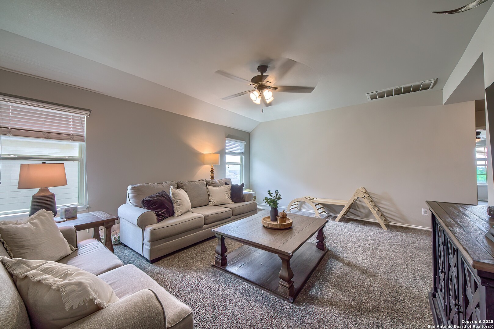 7421 SUMMER BLOSSOM CT, Converse, TX 78109