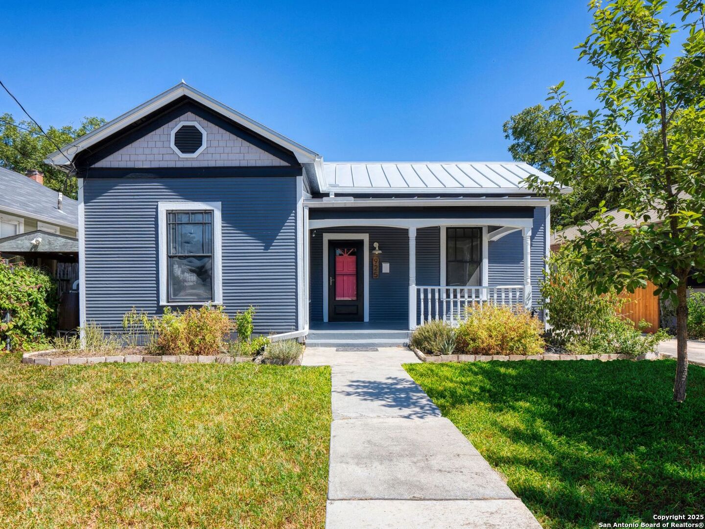 Property photo for 925 LAMAR ST, San Antonio, TX