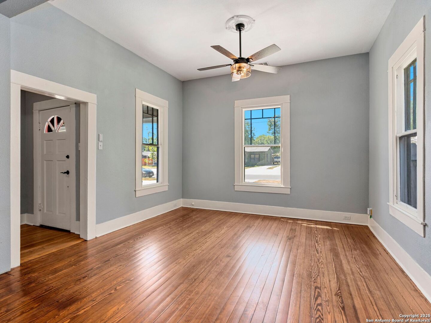 925 LAMAR ST, San Antonio, TX 78202