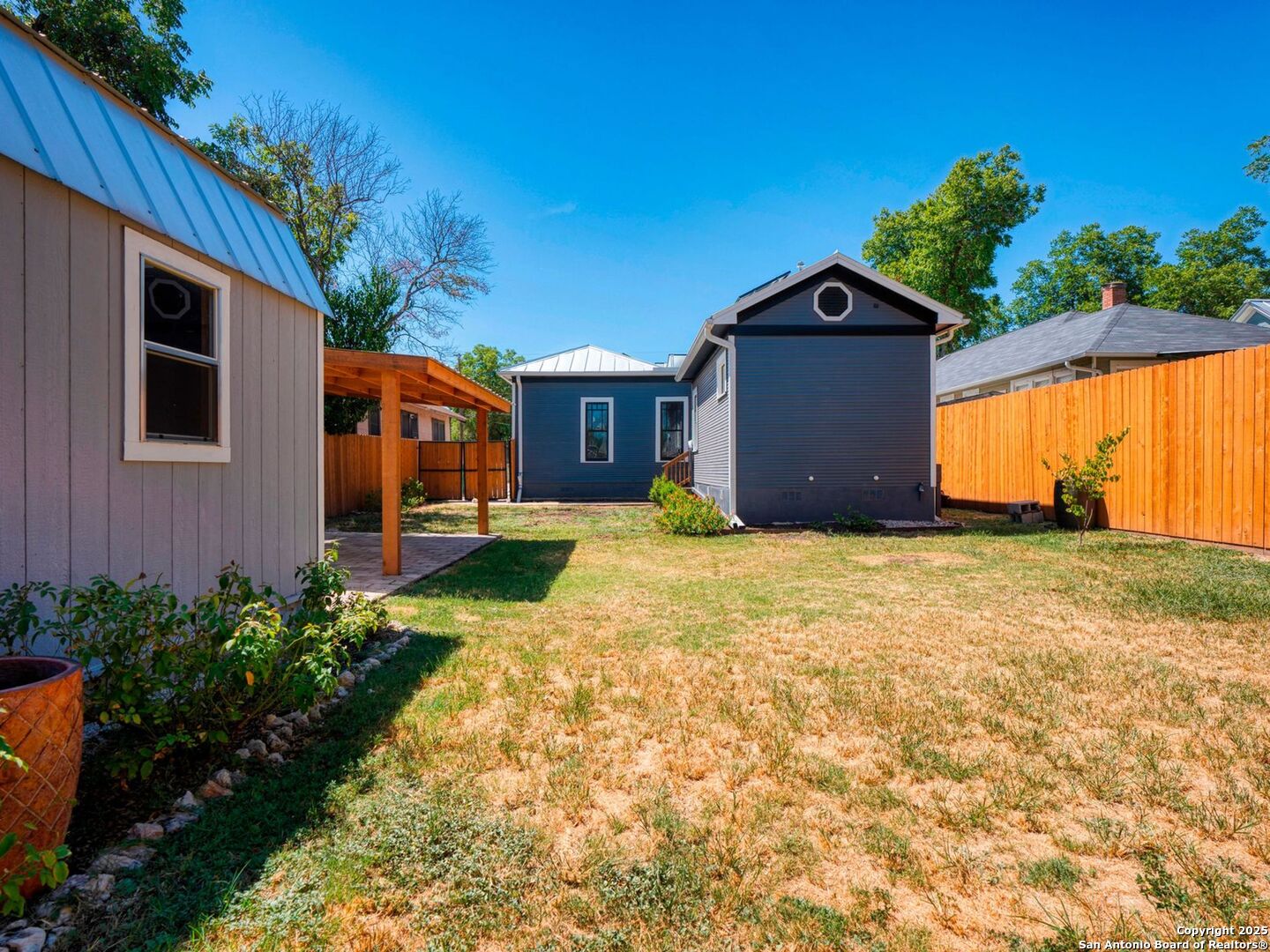 925 LAMAR ST, San Antonio, TX 78202
