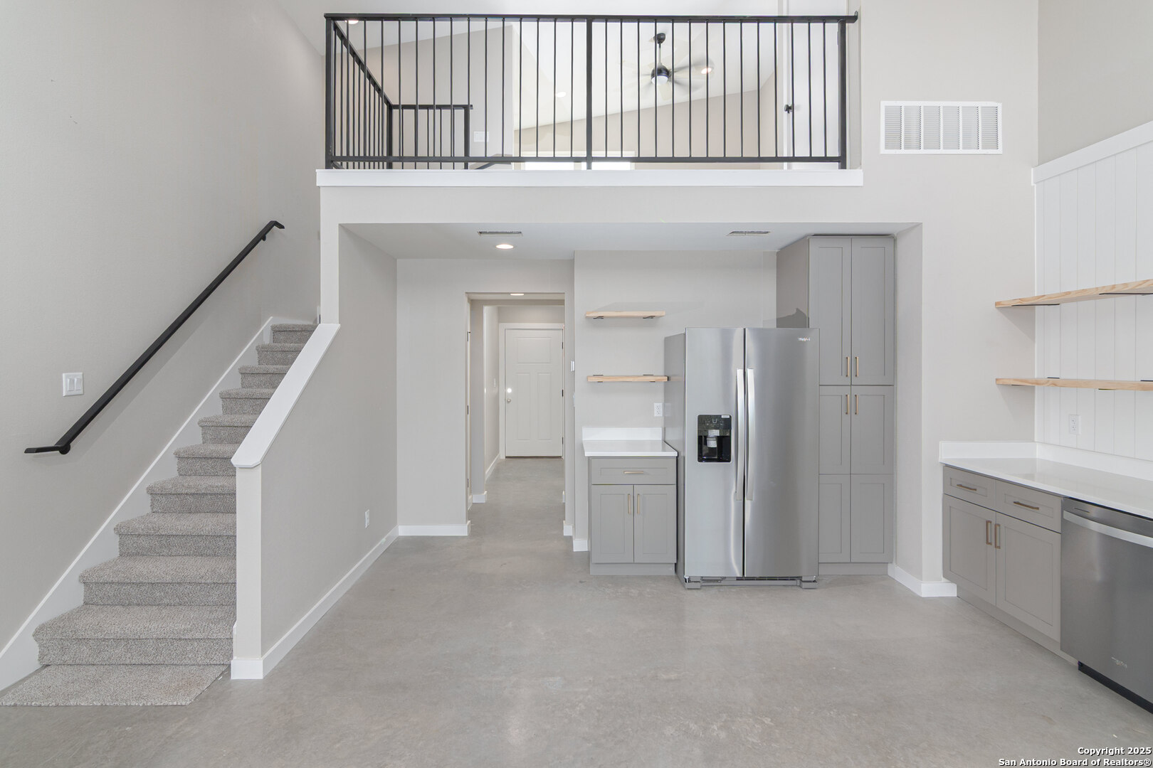 2004 CEDAR HILL DR, #4, Spring Branch, TX 78070