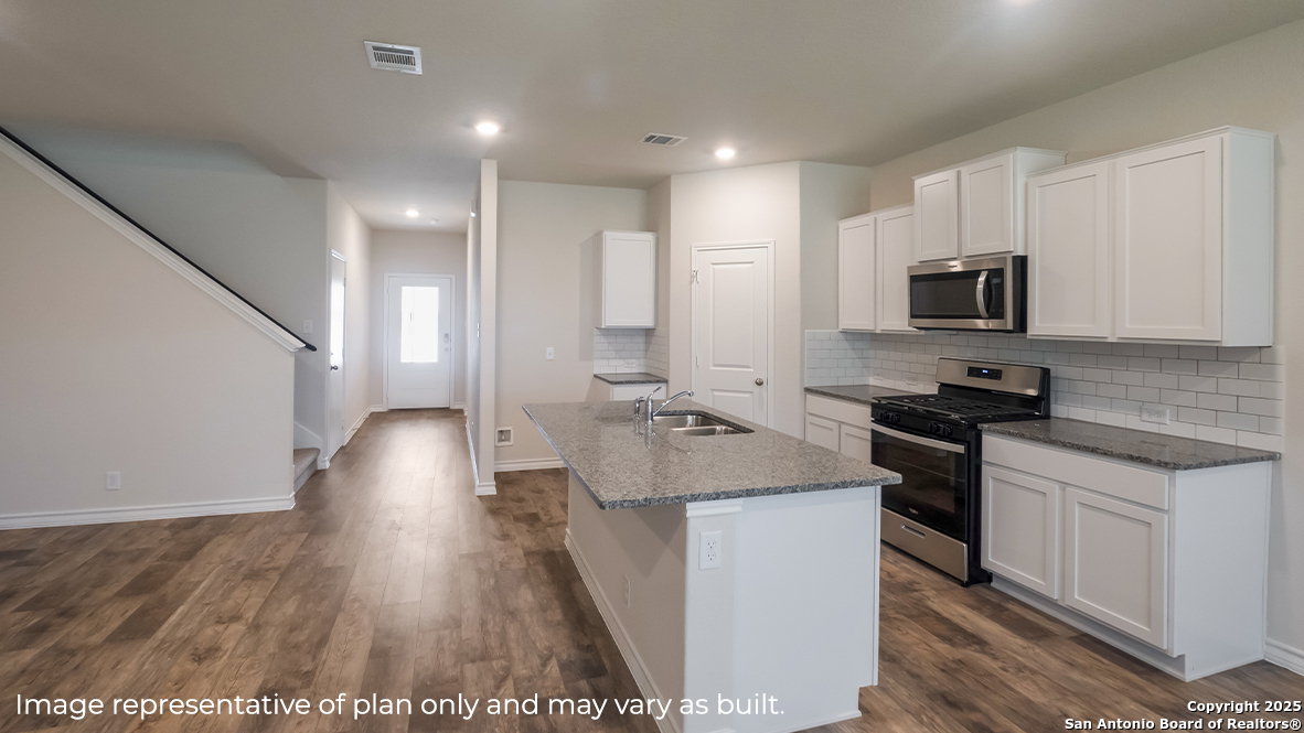 20636 Streamlet End, San Antonio, TX 78266