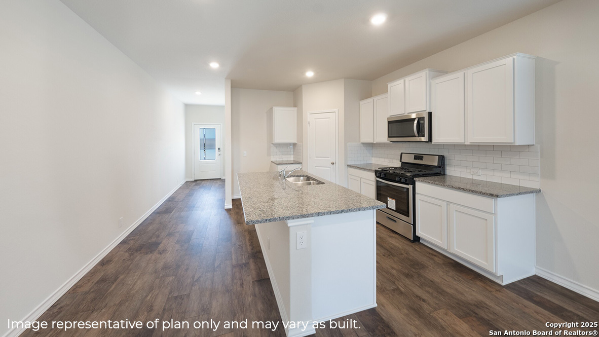21129 Millstream Bend, San Antonio, TX 78266