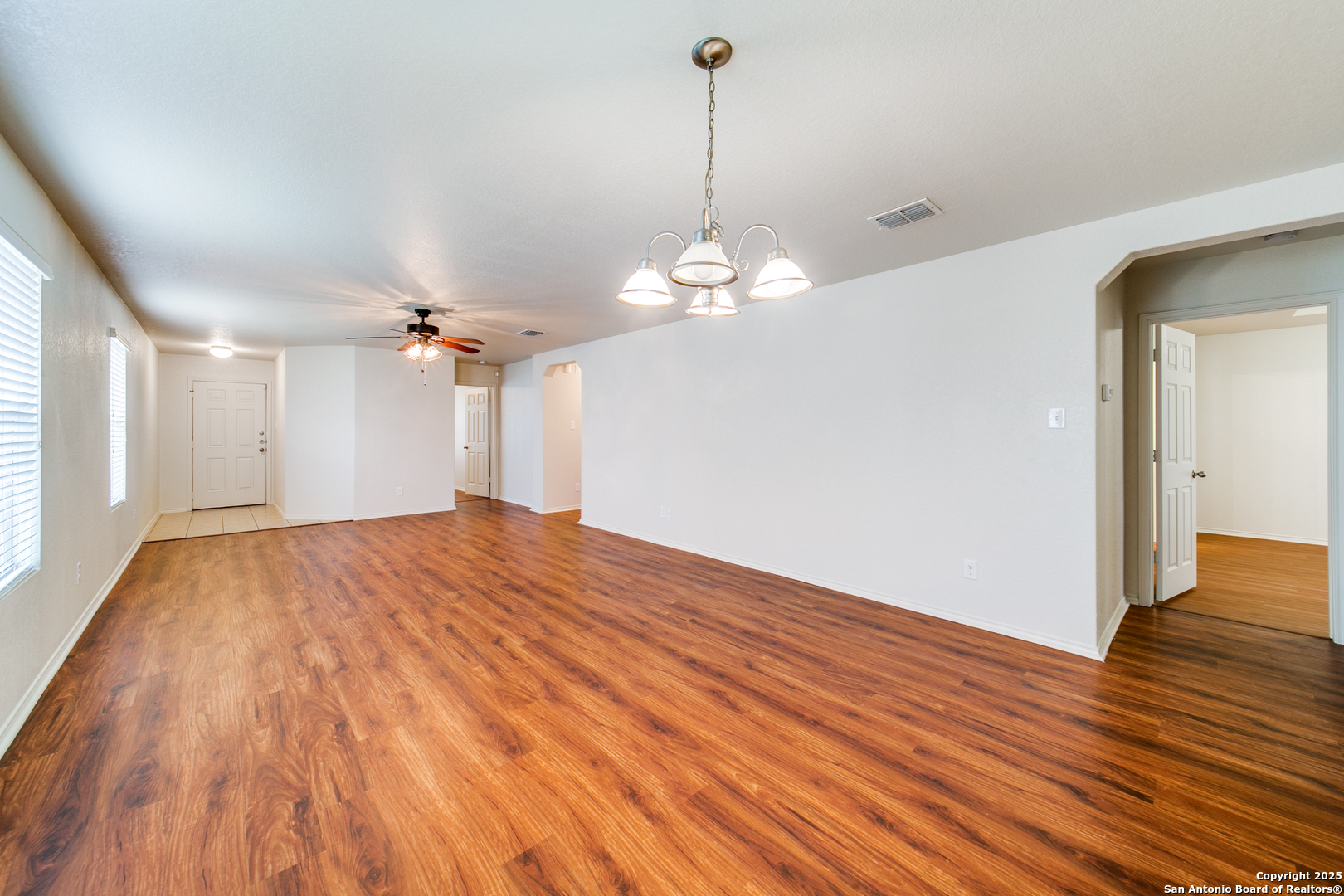 3608 Lazy Diamond, Selma, TX 78154