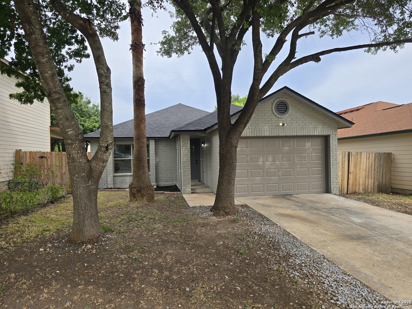 7822 Winterstone Dr Listing Cover Image
