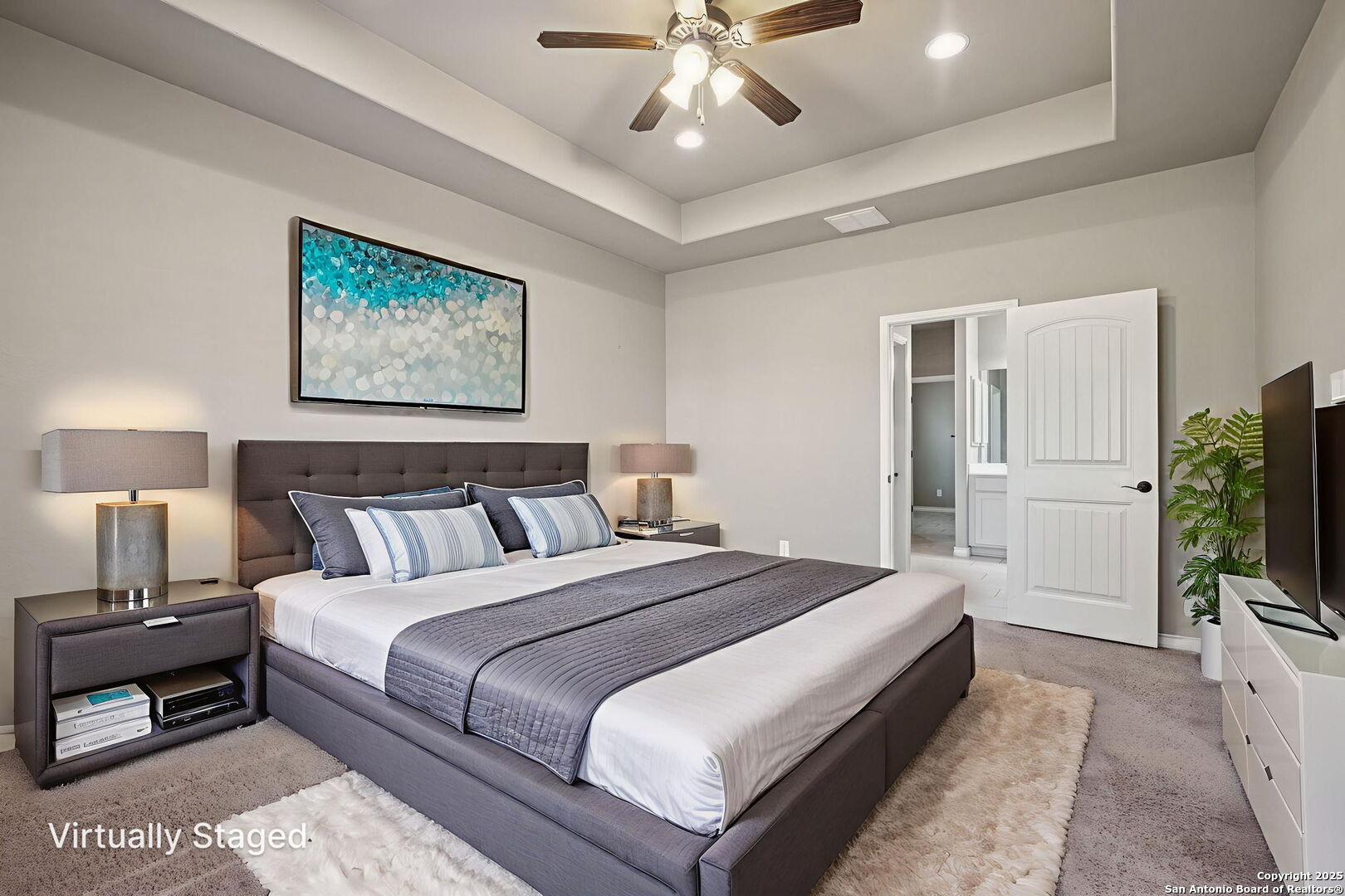 Photo 4 of Sale Pending at 157 Fairway, Floresville, TX 78114 | MLS# 1887459 | Listing updated on 2025-09-24