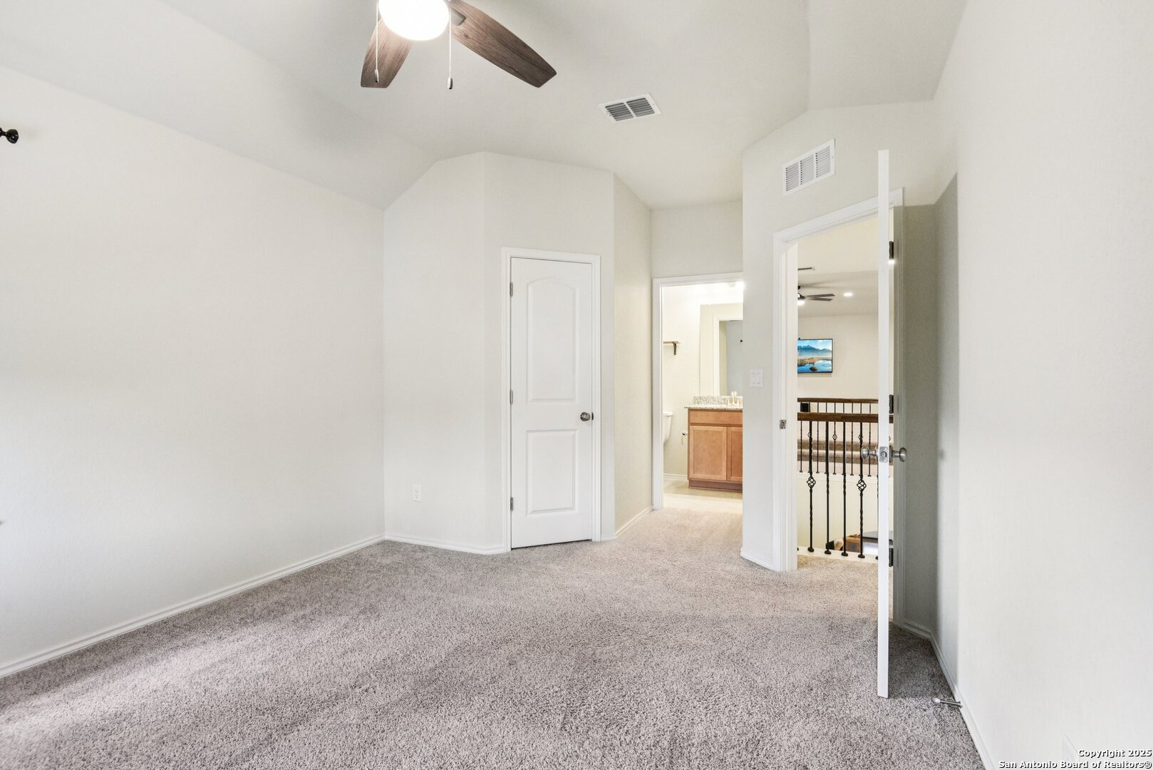 Bedroom with Ensuite