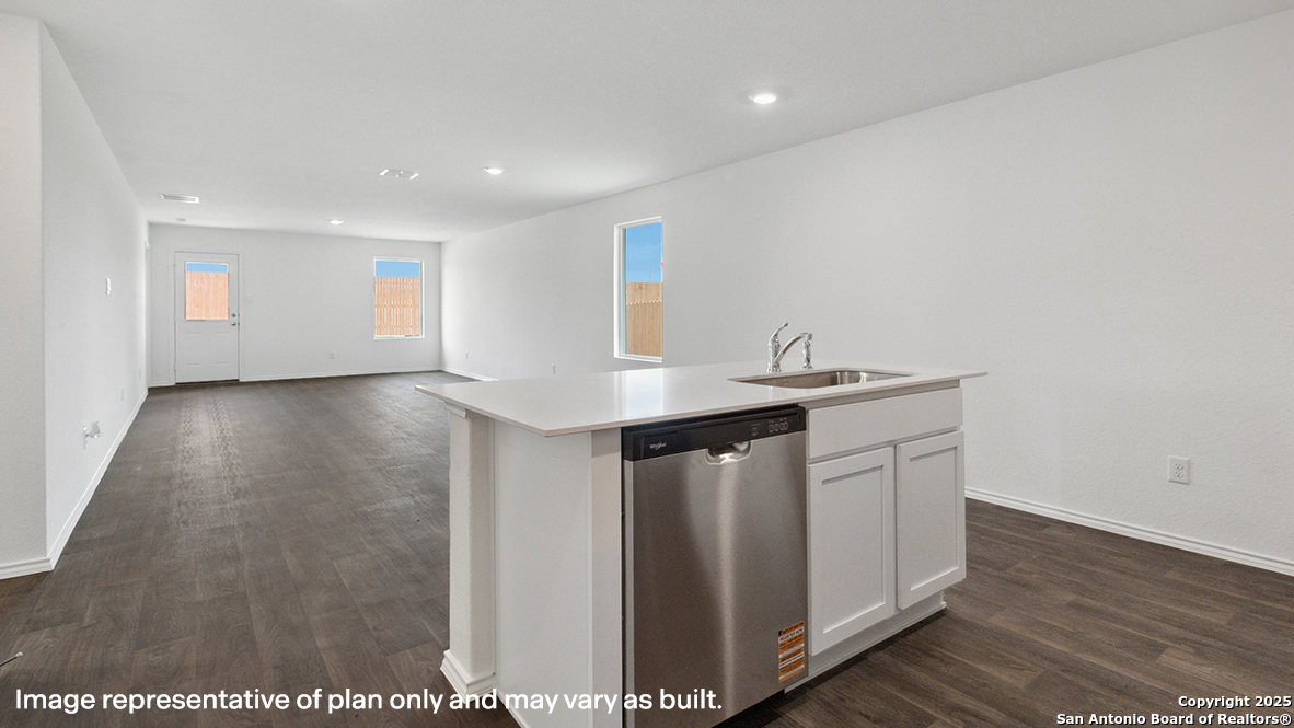 10828 Kiku, San Antonio, TX 78252