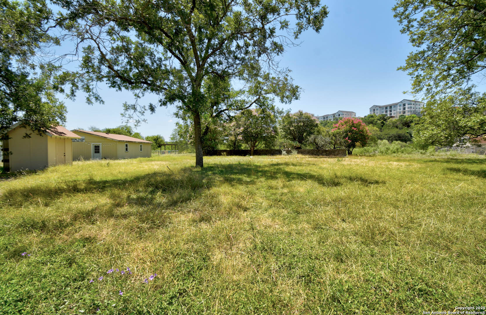 6060 Old Camp Bullis Rd San Antonio, TX 78257 - 1889756 - KWHillCountry.com