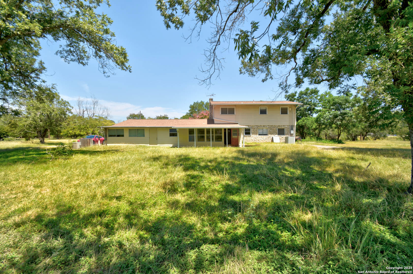 6060 Old Camp Bullis Rd San Antonio, TX 78257 - 1889756 - KWHillCountry.com