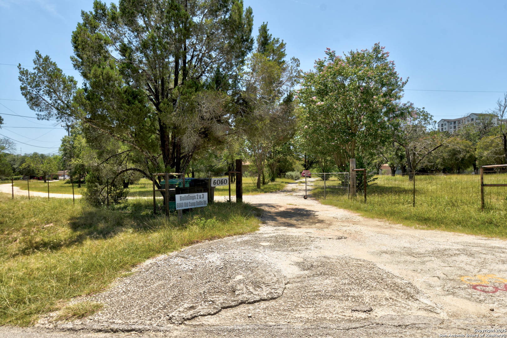 6060 Old Camp Bullis Rd San Antonio, TX 78257 - 1889756 - KWHillCountry.com