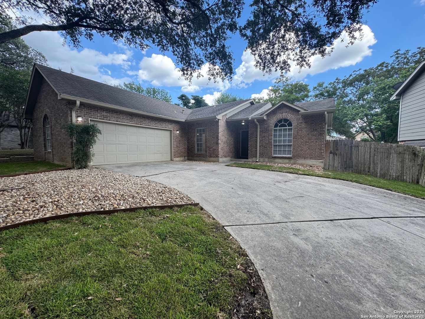 5922 Spring Buck Listing Cover Image