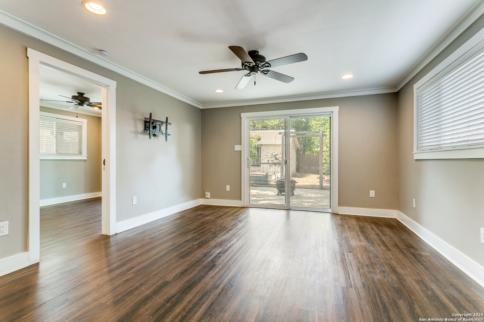 212 CHICHESTER PL, Alamoheights, TX 78209