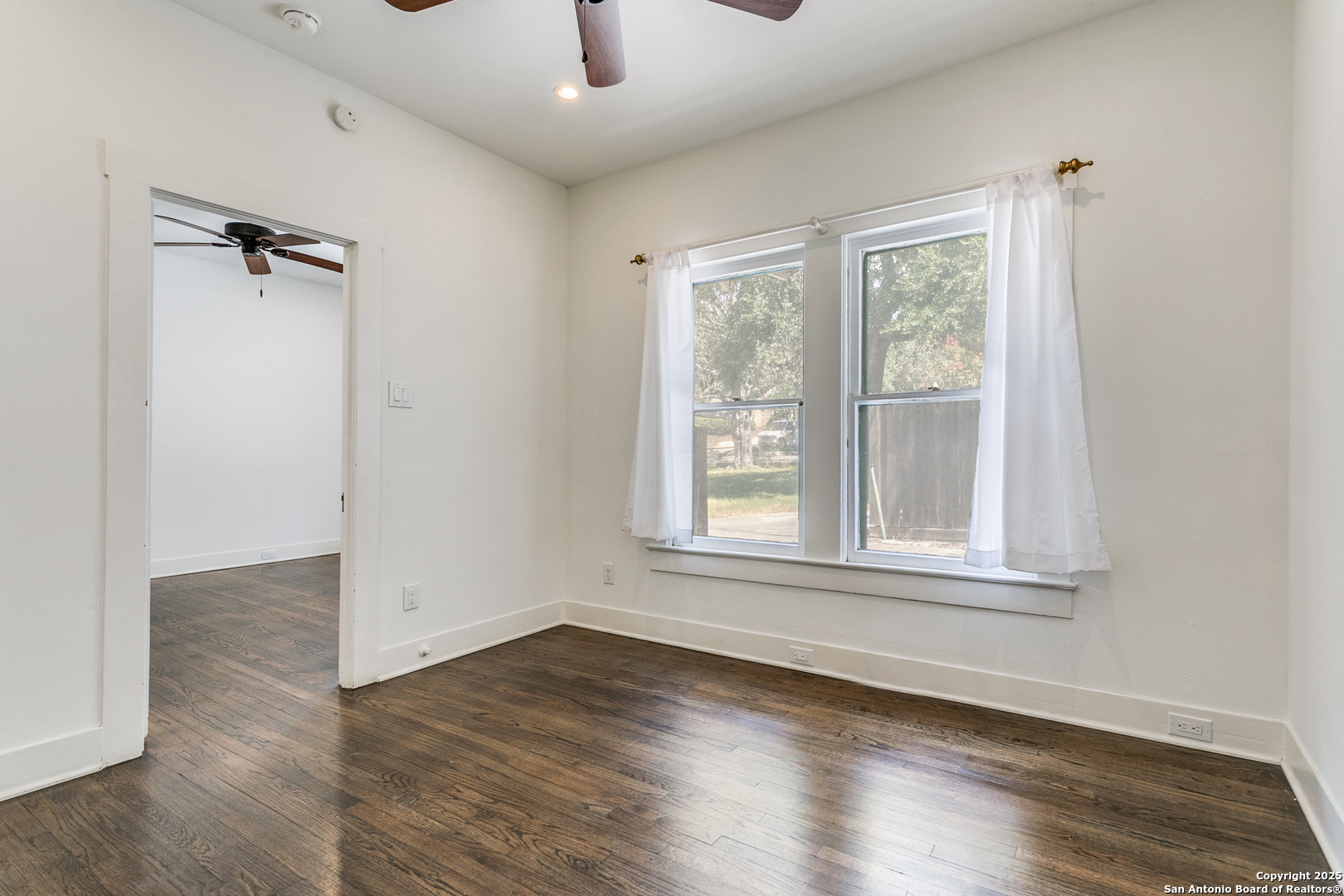 212 CHICHESTER PL, Alamoheights, TX 78209