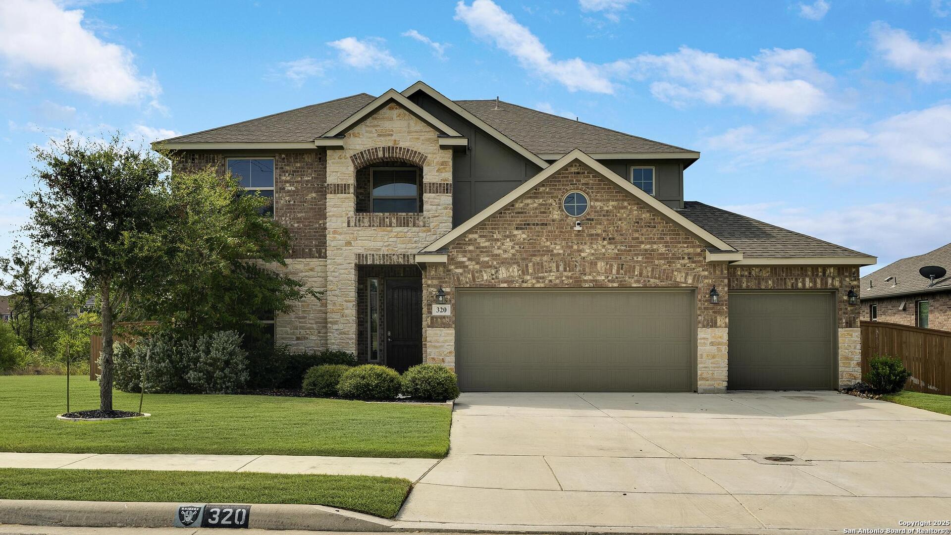 Photo 4 of Sale Pending at 320 Asiago, Schertz, TX 78108 | MLS# 1894456 | Listing updated on 2025-10-09