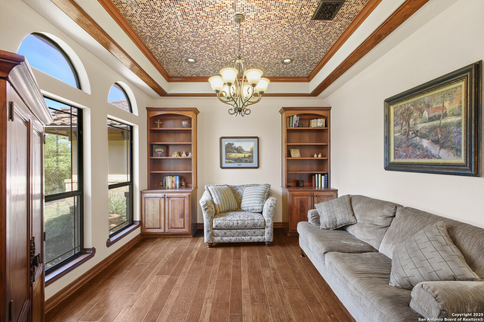 Bonus room - office/study/2nd family