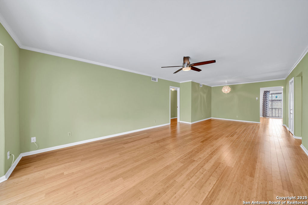 102 Ruelle, #200-B, San Antonio, TX 78209