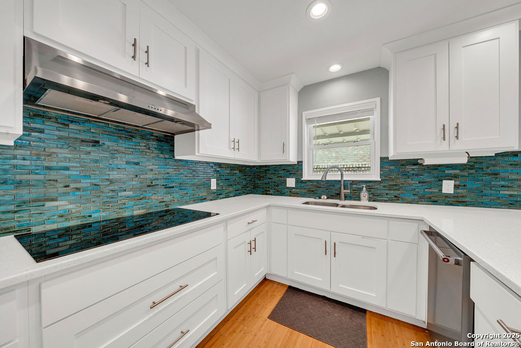102 Ruelle, #200-B, San Antonio, TX 78209