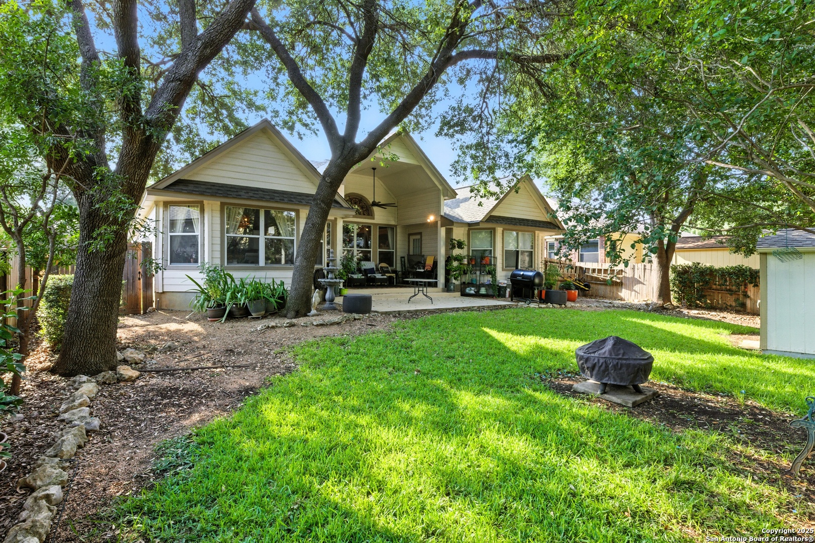 15226 FALL HAVEN DR, San Antonio, TX 78247