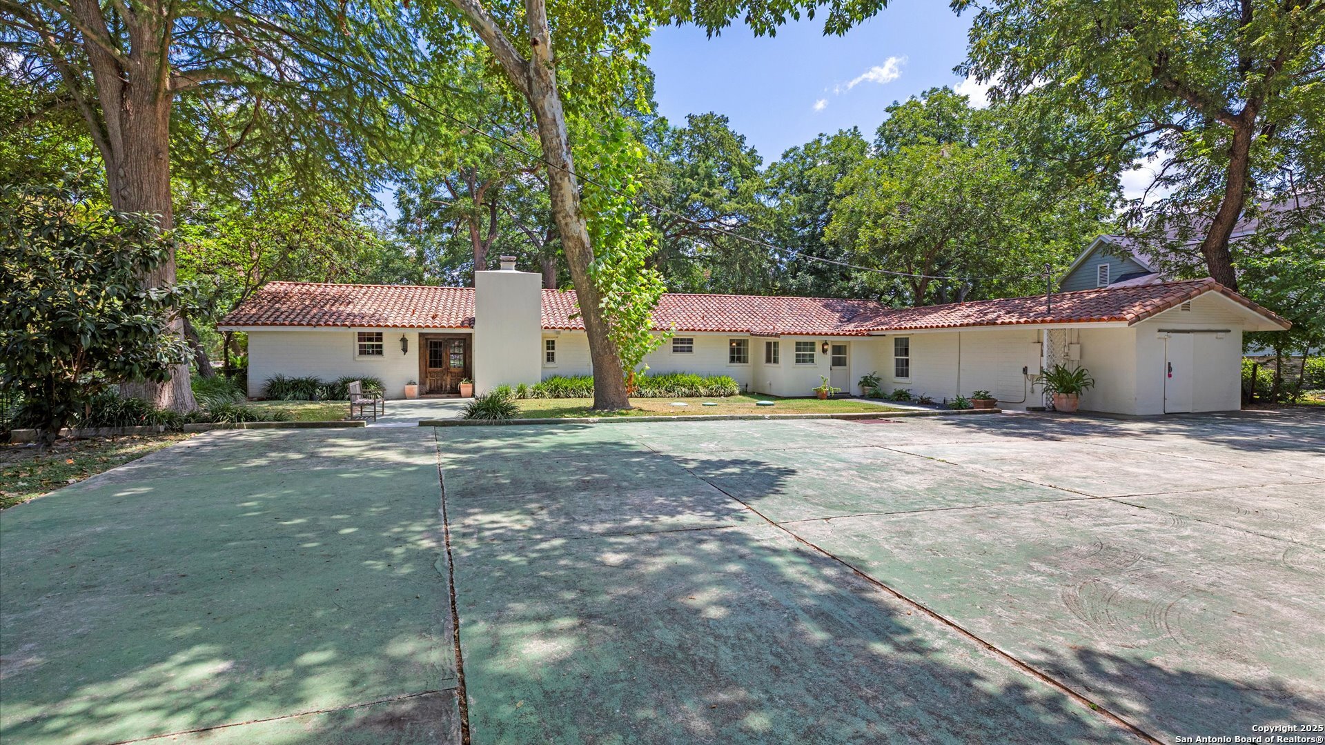 2323 Terminal Loop Listing Cover Image