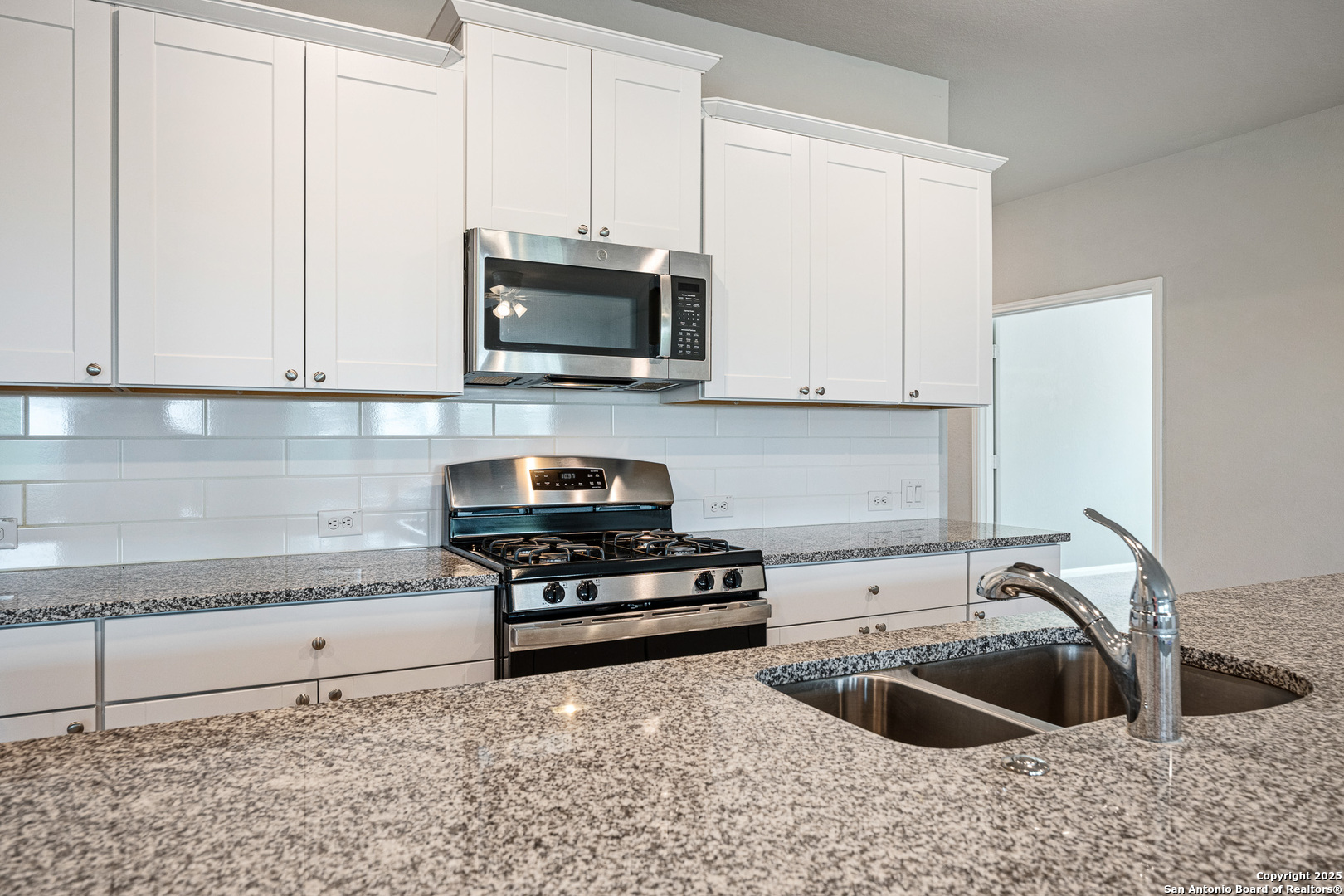 15214 Counterpoint, San Antonio, TX 78245