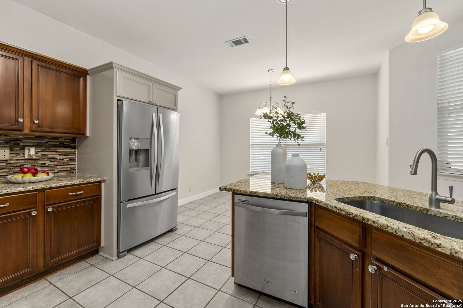 Kitchen - stainless steel appliances