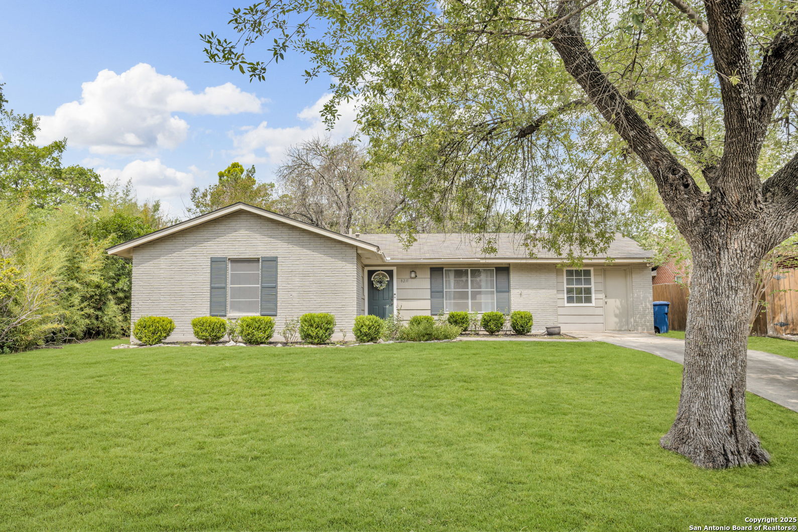 8211 Berrycreek Listing Cover Image