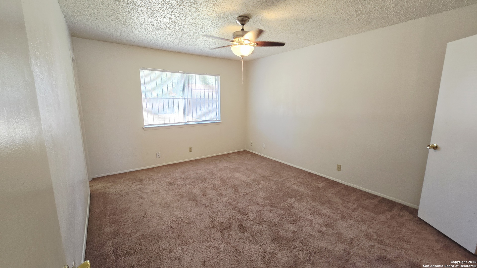 3043 TIMBER VIEW DR, San Antonio, TX 78251