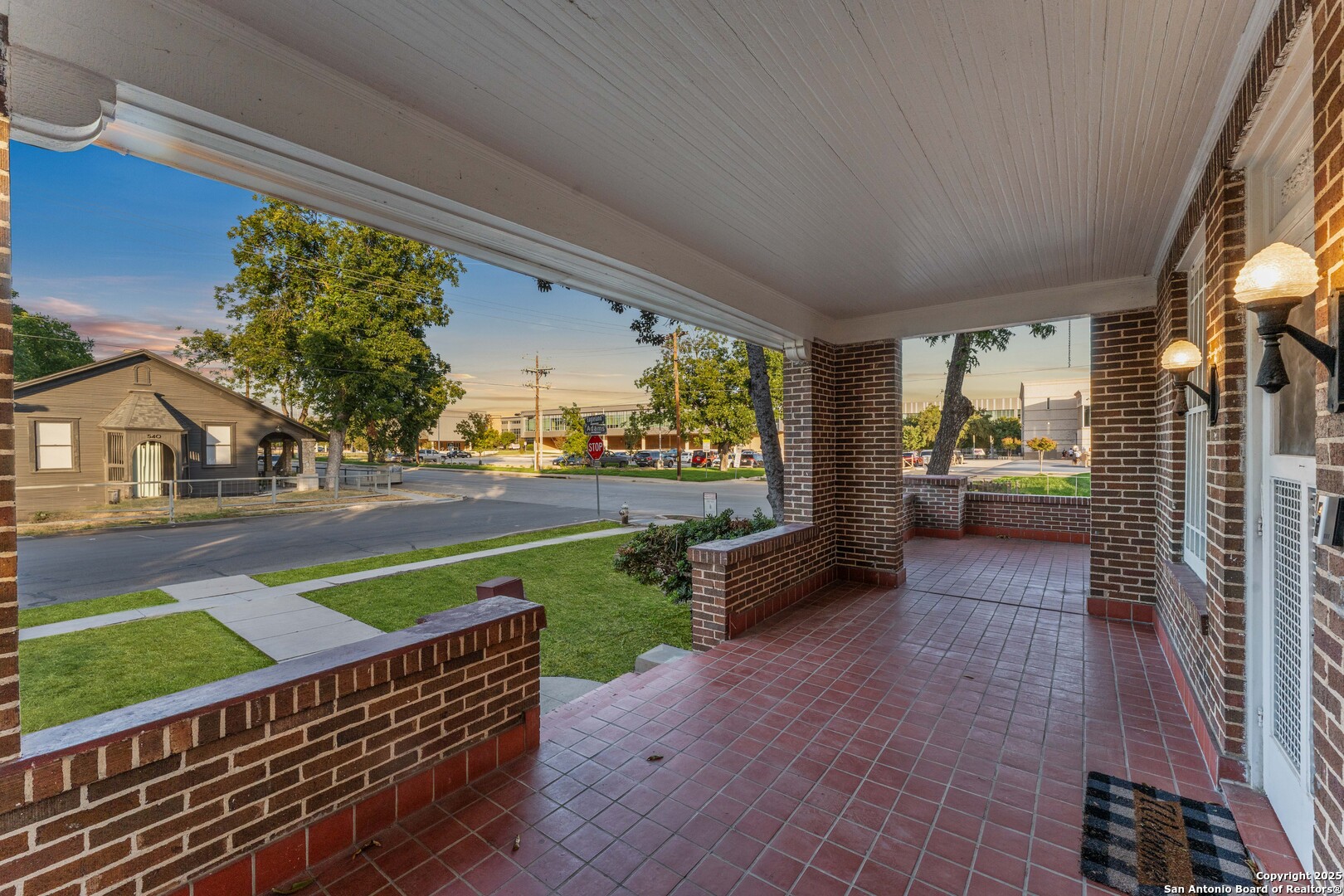 Photo 3 of Single family home for sale at 545 Adams St, San Antonio, TX 78210 | MLS# 1878343 | Listing updated on 2025-10-01
