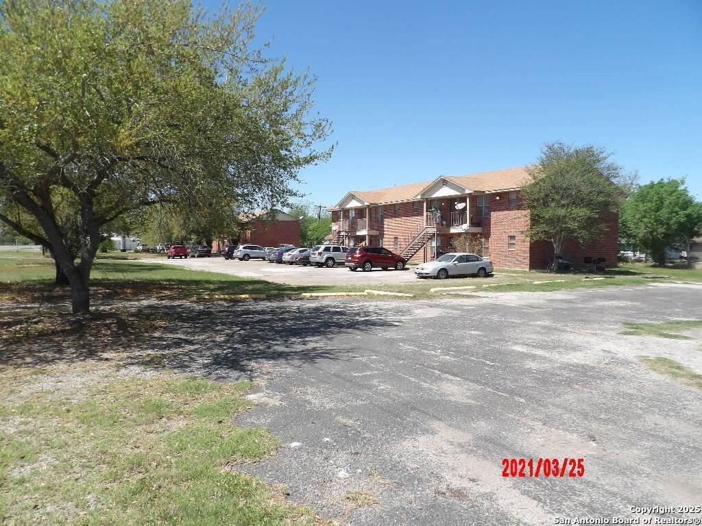 1703 S Washington St, #A3, Beeville, TX 78102