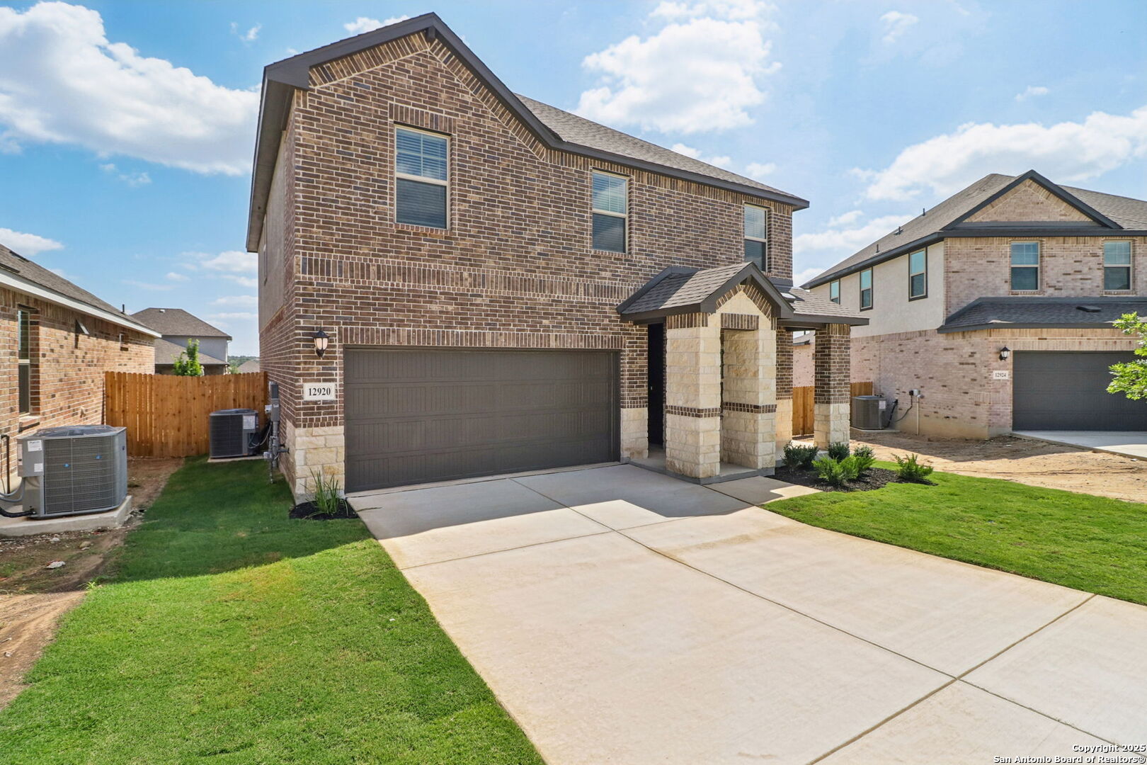 Photo 2 of Single family home for sale at 12920 Lantern Tree, San Antonio, TX 78240 | MLS# 1896900 | Listing updated on 2025-10-25