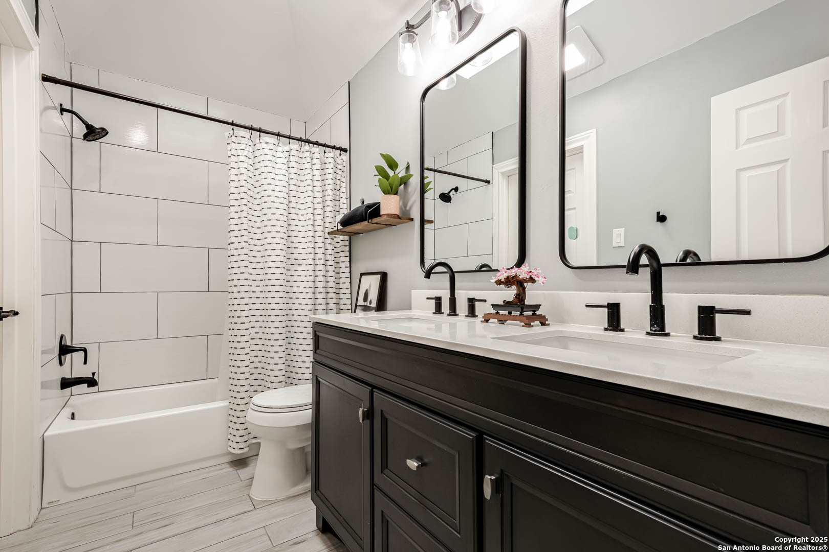 upstairs bathroom off of third bedroom
