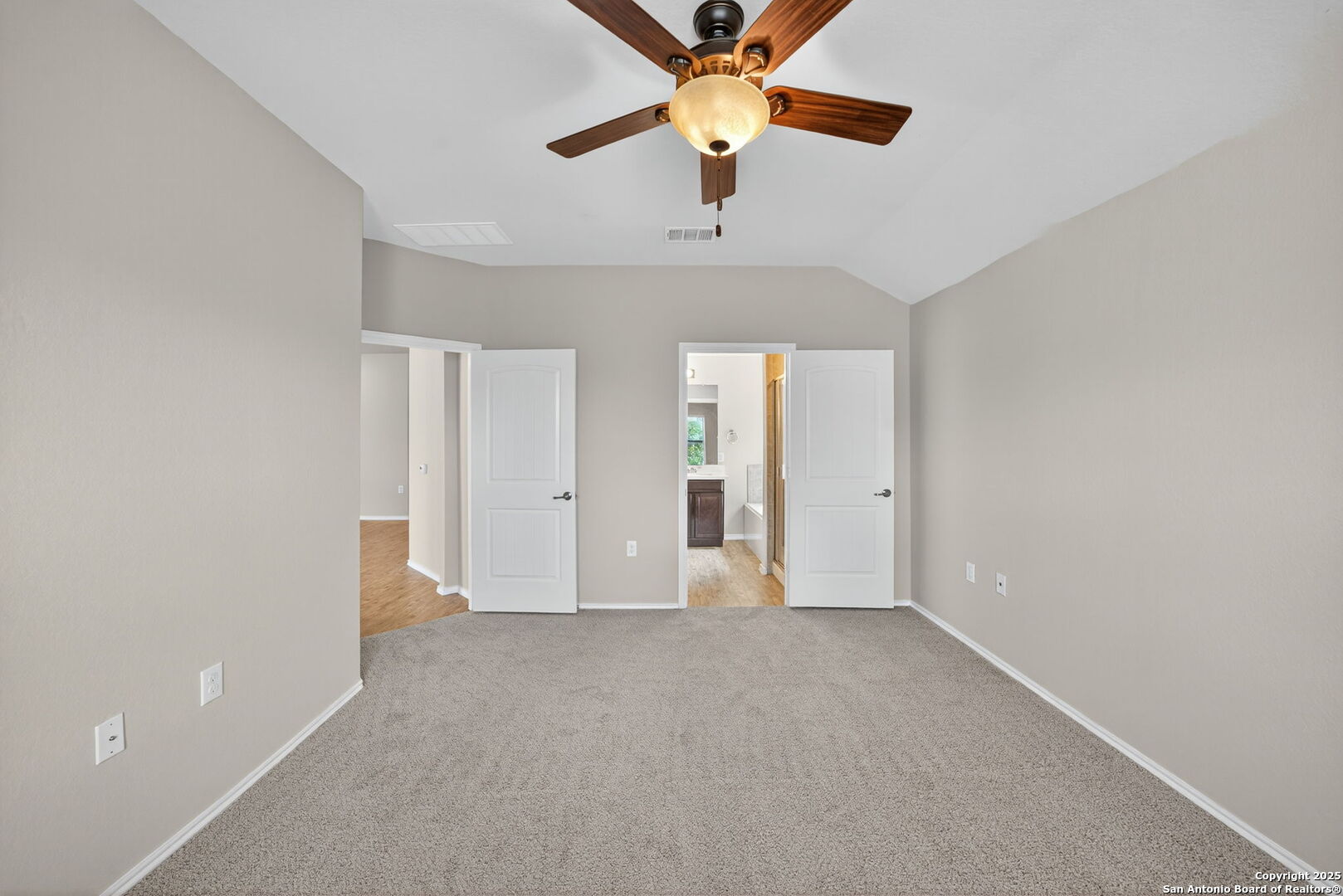 7115 Azalea Sq, San Antonio, TX 78218