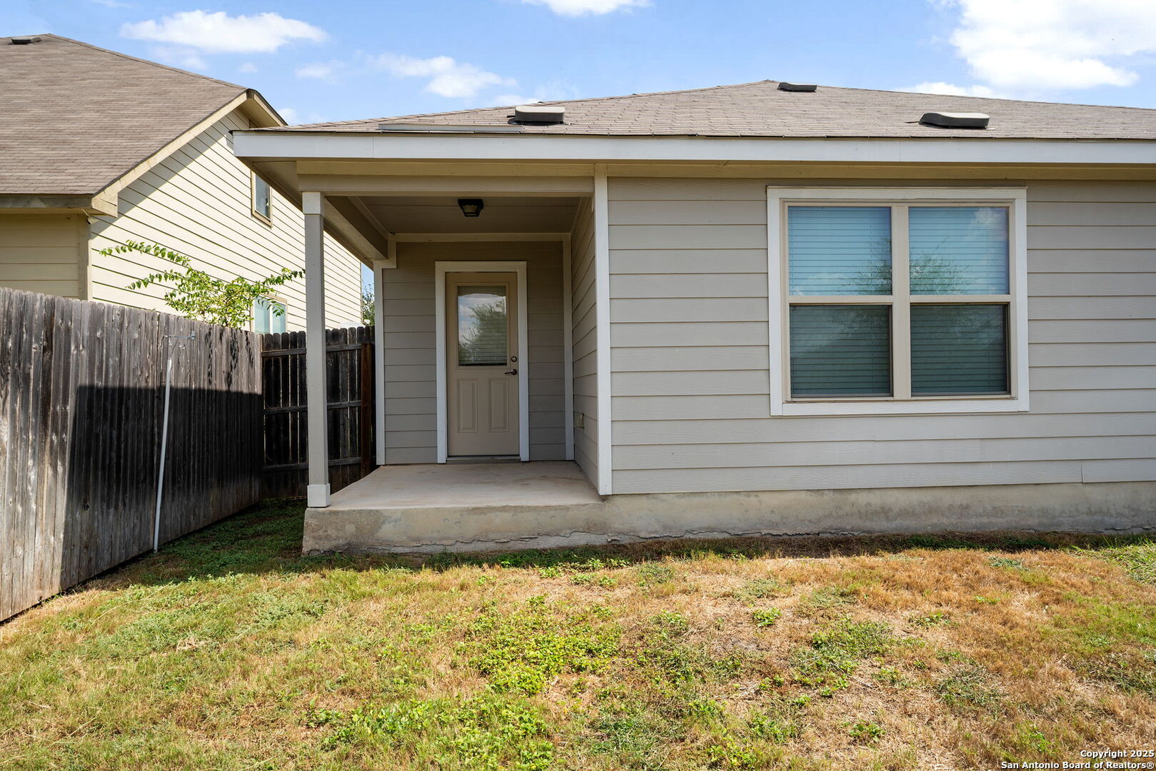 7115 Azalea Sq, San Antonio, TX 78218