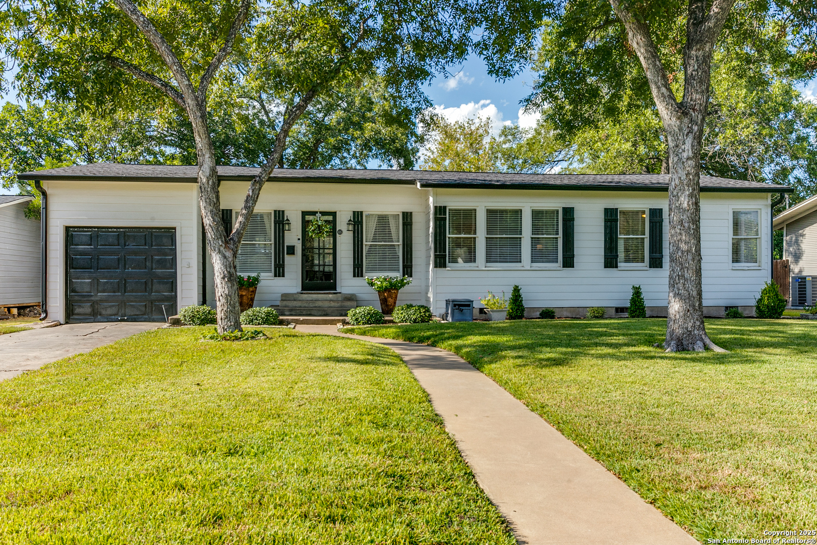 135 Devonshire