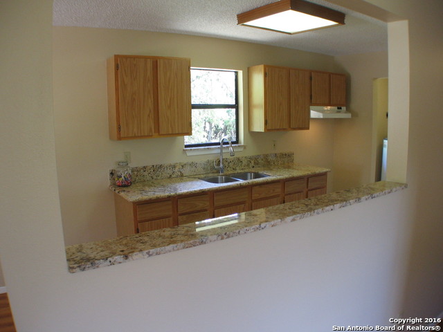 526 TAMARACK DR, Canyon Lake, TX 78133