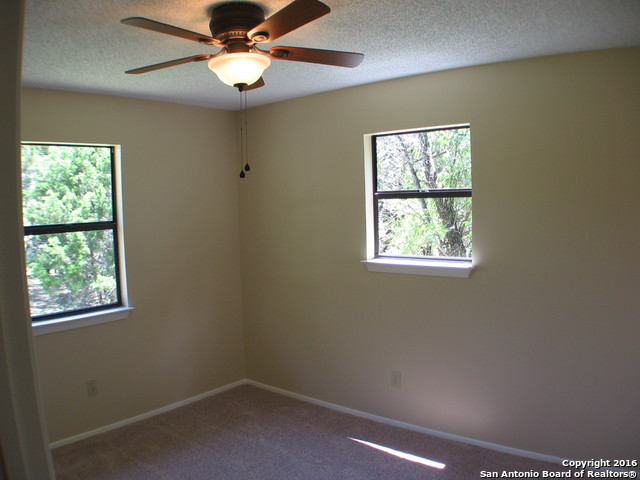526 TAMARACK DR, Canyon Lake, TX 78133