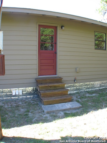 526 TAMARACK DR, Canyon Lake, TX 78133