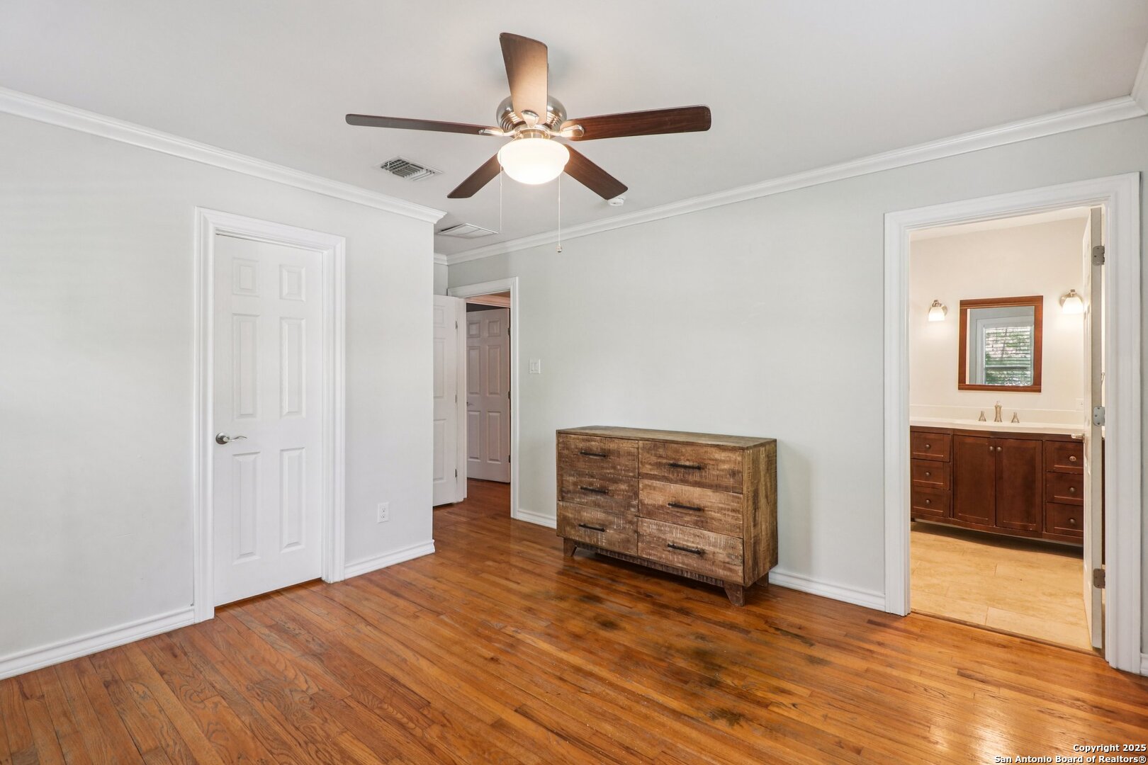 838 WILTSHIRE AVE, Terrell Hills, TX 78209
