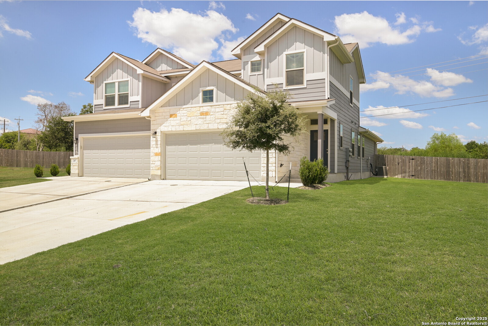 209 Joseph Cir, Cibolo, TX 78108