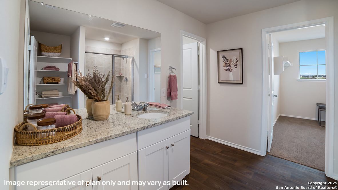 319 Breezy Lane, San Antonio, TX 78253