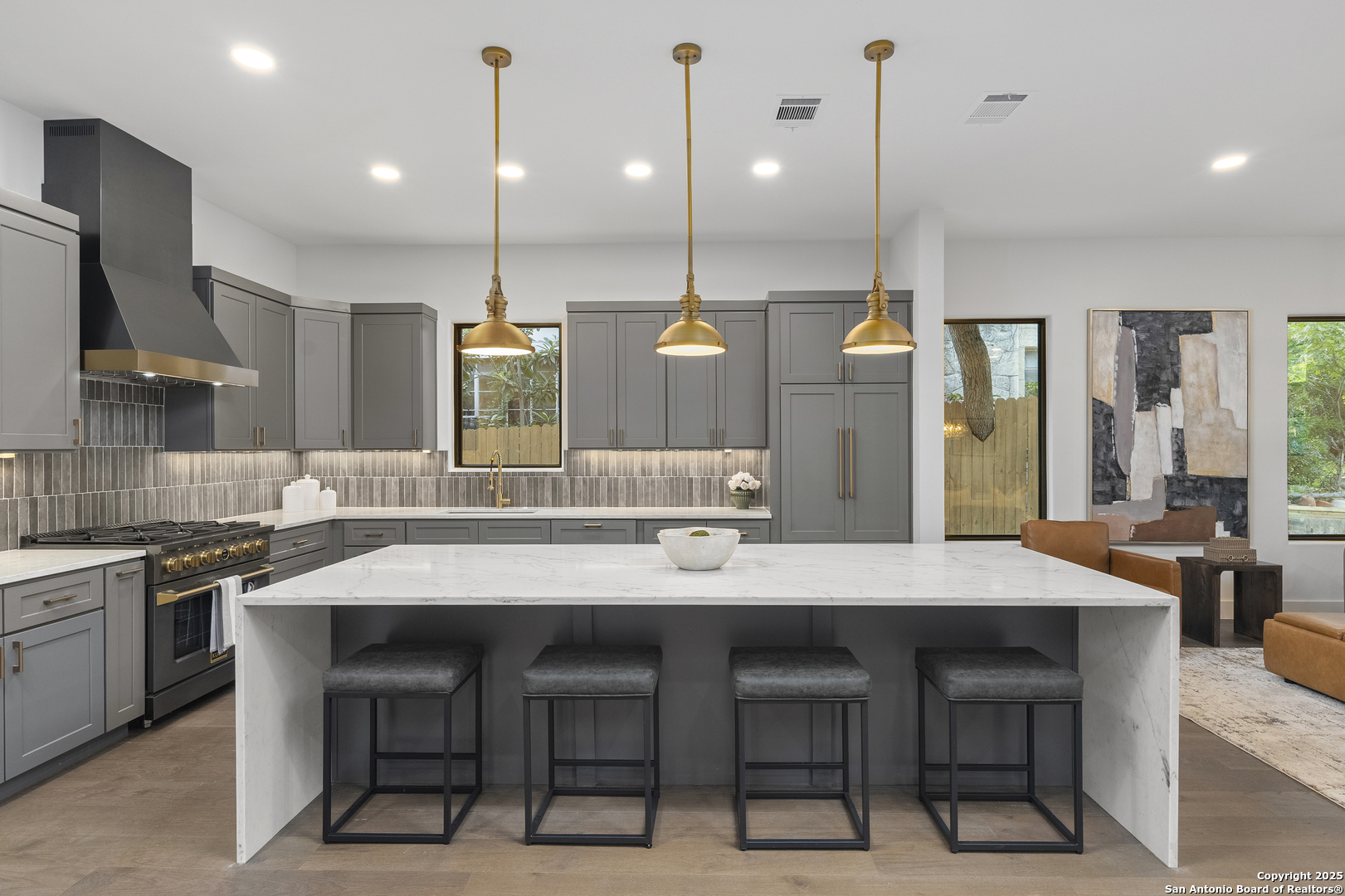 434 College Blvd, Alamo Heights, TX 78209