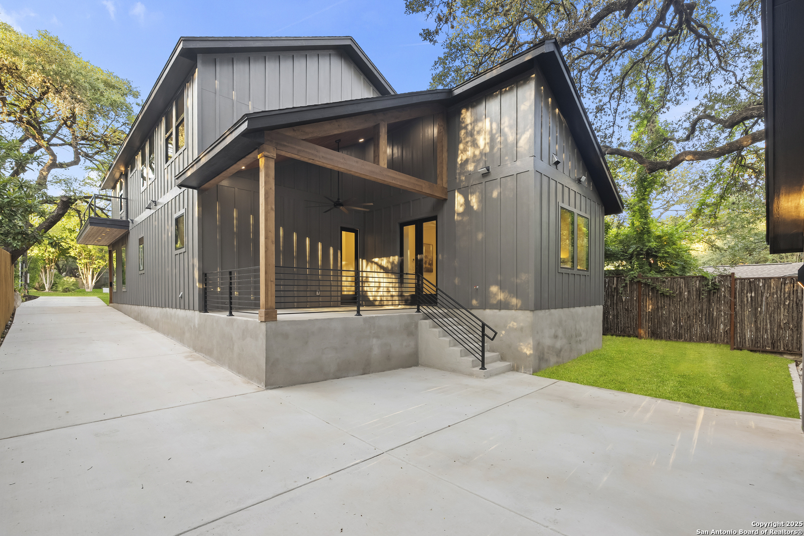 434 College Blvd, Alamo Heights, TX 78209