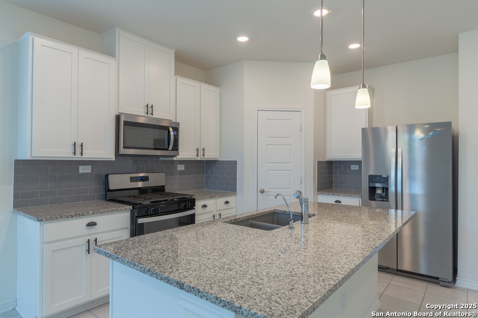 9515 Braman Pt, Converse, TX 78109